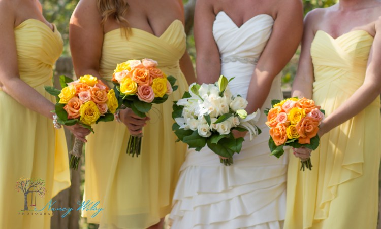Yellow_and_Peach_Virginia_Beach_Wedding_Photographer_22