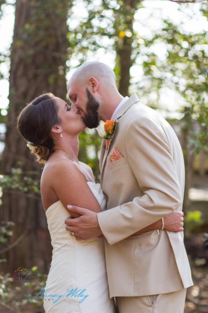 Yellow_and_Peach_Virginia_Beach_Wedding_Photographer_29