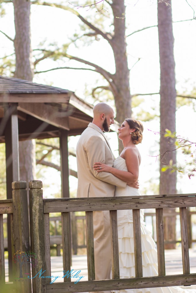 Yellow_and_Peach_Virginia_Beach_Wedding_Photographer_31