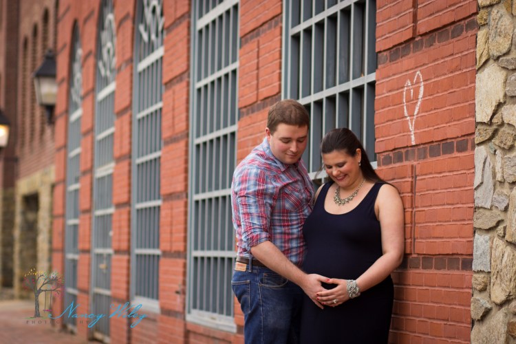 Navy_Maternity_Session_Hampton_Roads_Photographer