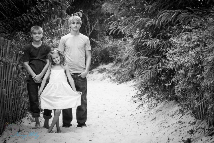 Tyler_VA_Beach_Family_Photographer-3