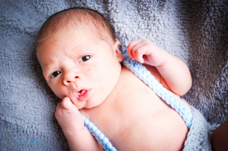 Kai_VA_Beach_Newborn_Photographer-36