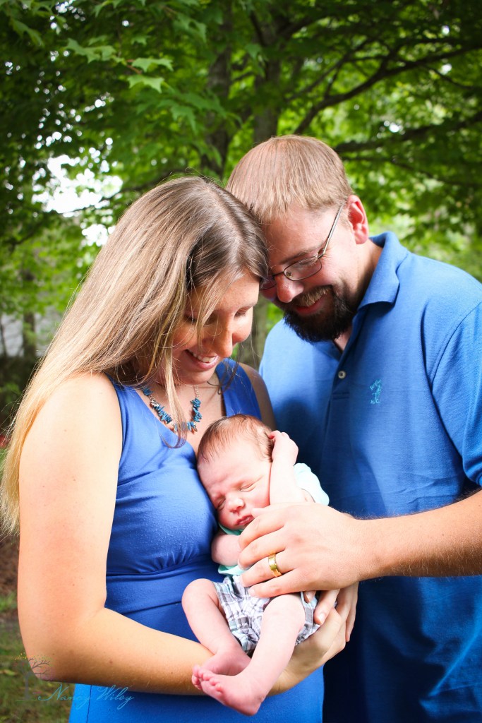 Colton_VA_Beach_Newborn_Photographer-52