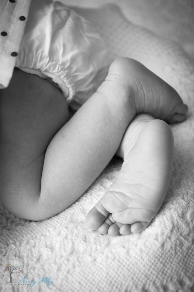 Holly_VA_Beach_Newborn_Photographer-28