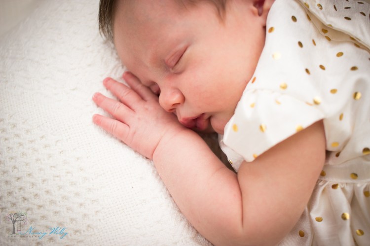 Holly_VA_Beach_Newborn_Photographer-30