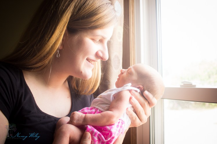 Brynn_VA_Beach_Newborn_Photographer-18