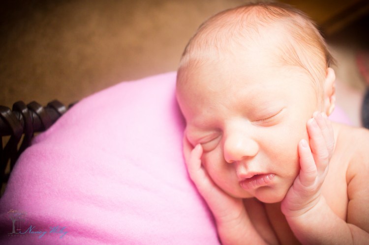 Brynn_VA_Beach_Newborn_Photographer-8